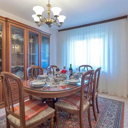 Istra Nikolic 8 * Fazana