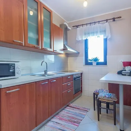 Istra Nikolic 8 * Fazana