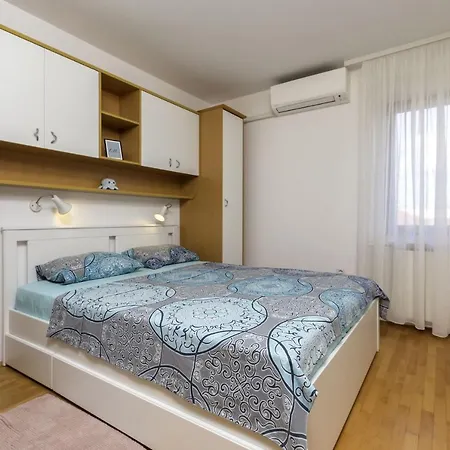 Apartment Istra Nikolic 8 *